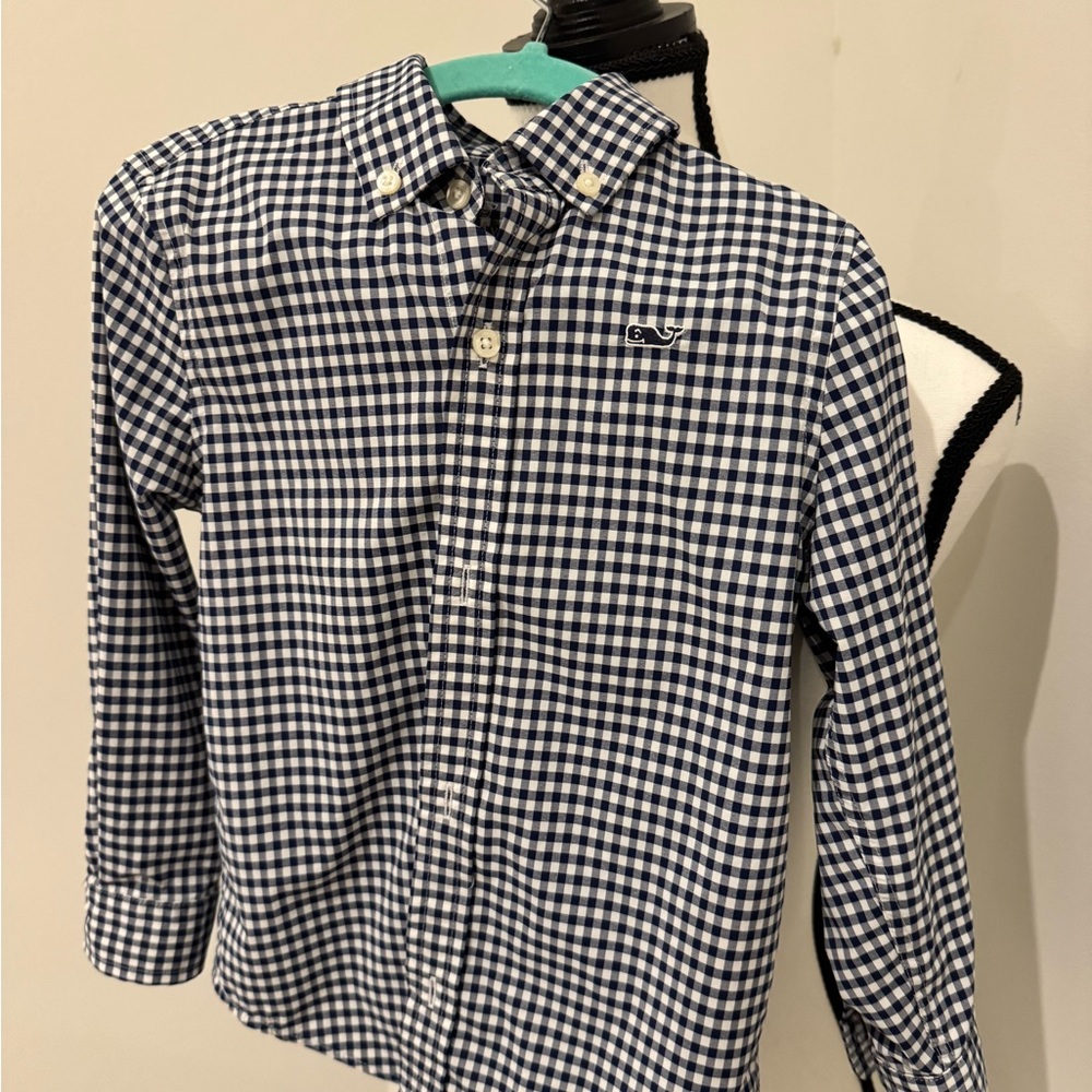 Vineyard Vines Blue and White Button Down Shirt